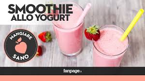 Frullare per pochi secondi e versare in bicchiere. Come Preparare Uno Smoothie Allo Yogurt In Casa Youtube