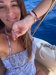 La sera prima di dormire …🌊❤️ #me #lipari #isoleeolie #vitalenta #love  #sea #mare #goodnight #moon 🌜