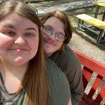 Alyssa Parton's Instagram, Twitter & Facebook