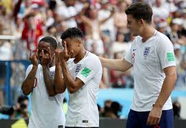 Lingard, who came through manchester united's youth academy, posted a photograph of him mocking ronaldo's goal celebration, in which he raised his jersey to display a set of very chiseled abs. Manchester United S Jesse Lingard Explains Fortnite Goal Celebration For England Manchester Evening News