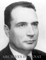 The françois mitterrand site houses two libraries, one for the general public open from tuesday to saturday and one for researchers open from monday to saturday. Francois Mitterrand