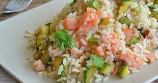 Riz Au Saumon Et Courgettes Leger Recette Legere Plat Et Recette Recette Repas Froid Riz Au Saumon Plat De Regime