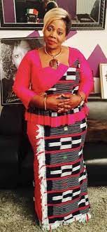 Difusion centro de investigacion y publicaciones de idiomas s.l. Pin By Eby Amohan On Africa Outfits African Clothing African Fashion Traditional African Print Dress Designs