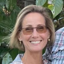 Ashley Beavers's Instagram, Twitter & Facebook