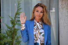 Il calciatore avrebbe lasciato la fidanzata. Nicolo Zaniolo Fotbalistul Care È™i A PÄƒrÄƒsit Logodnica Pentru MÄƒdÄƒlina Ghenea Cum AratÄƒ Noul Iubit Al Frumoasei Romance Antena 1