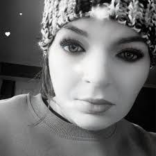 Petrina Mcfarlane's Instagram, Twitter & Facebook