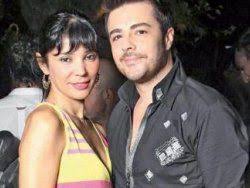 Popçu burak kut, 2011'de doktor cansen yeni ile nikah masasına oturmuş, aynı yıl kızları aden bucan'ı kucağına almıştı. Burak Kut And Cansen Yeni Famousfix Com