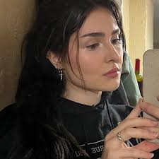 Anna Lapadula (@anna.lapadula) • Threads, Say more