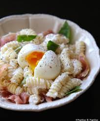 Recette Pates A La Ricotta Basilic Jambon Et Oeuf Mollet Recettes De Cuisine Cuisine Recette