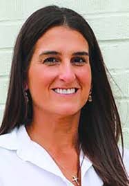 Moreau seeks at-large council seat