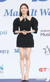 Chungha 2018 Soribada Best K Music Awards Red Carpet Cool Outfits Fashion Celebrity Style