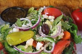 Greek Salad Lettuce Tomatoes Cucumbers Carrots Green Peppers Red Onions Pepperoncini Greek O Healthy Greek Salad Recipe Greek Salad Recipes Greek Salad