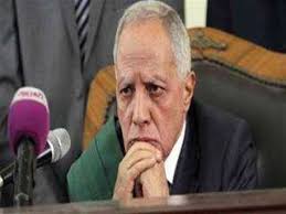 وعندما تولى سامي قمصان لاعب الأهلي السابق تدريب الفريق الأول بنادي غزل شبين، ونجح في إقناع اللاعب بالعودة للنادي والمشاركة مع الفريق الأول في مباريات القسم الثالث، وبالفعل ساهم اللاعب بشكل. ÙˆÙŠÙƒÙŠØ¨ÙŠØ¯ÙŠØ§ Ø§Ù„Ø£Ø±Ù‡Ø§Ø¨ÙŠØ© ÙƒØ±ÙŠÙ…Ø© Ø§Ù„ØµÙŠØ±ÙÙŠ Ùˆ Ø° ÙƒØ±Øª ÙÙŠ Ø§Ù„Ø¥Ø®ØªÙŠØ§Ø± 2 Ø³ÙŠØ§Ø³Ø© Ù…ØµØ± ÙˆÙ†Ø§Ø³Ù‡Ø§