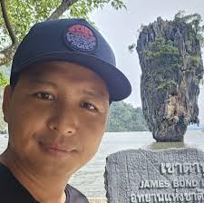 What are the must-see places and beachside resorts in south Thailand,  particularly in Phuket and Krabi?