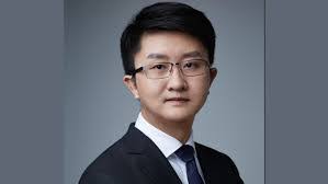 Victor Jung's Instagram, Twitter & Facebook