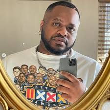 Pristál · Tour dates, music & more