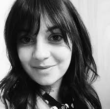 Gaby Izarra's Instagram, Twitter & Facebook