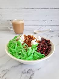 Chocolate cake, black ganache and gummy worms! Cendol Recipe 2