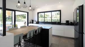 Une Maison Contemporaine Et Design A Hossegor Cuisine Ouverte Maison Contemporaine Interieur Maison Contemporaine Constructeur Maison