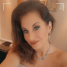 Melissa Rizzo (@Melzy512)