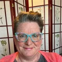 Karla Abrams's Instagram, Twitter & Facebook