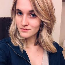 I need your favorite CoHo read! I've only read one of her books and Verity  was it. I absolutely loved it!! Needing more recs. 🤎🤍