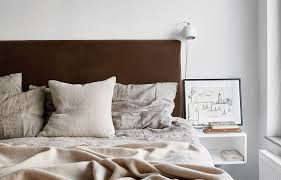 Scegliere gli arredi migliori e mettere d'accordo entrambi. Camera Da Letto Piccola 6 Idee Per Guadagnare Spazio Dettagli Home Decor