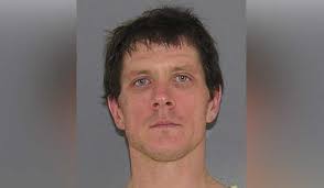 Police arrest man accused in eight burglaries in Hyde Park, Mt. Lookout area