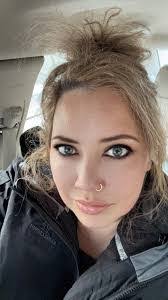 Noreen Glover's Instagram, Twitter & Facebook