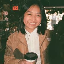 Sidney Parish's Instagram, Twitter & Facebook