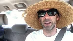 How to start a pool cleaning business