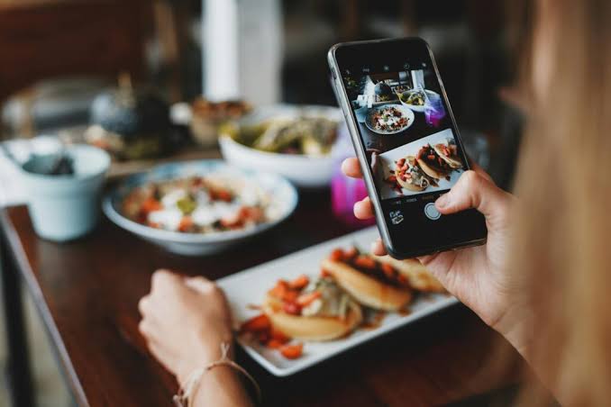 12 Ways To Promote Your Restaurant On Social Media - Spotty Media
