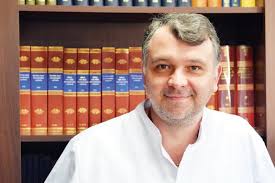 Anul trecut ați făcut 880 de operații pe creier. In Neurochirurgie Vezi Lucruri Care Te Pot Duce La Misticism Foarte UÈor