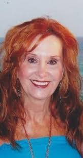 Mary Holtsclaw's Instagram, Twitter & Facebook