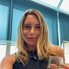 Tricia Jolly's Instagram, Twitter & Facebook