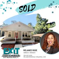 I saw 👀 posts about National Daughter's Day (that's everyday here 😍) and  had to show off ours! I prayed for one daughter when we got married and God  blessed us with