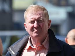 Bus driver afraid to work Dublin route after road-rage attack by taxi man  https://tinyurl.com/yaanxk7b