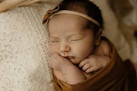 Dahlonega's Premier Maternity & Newborn Photographer