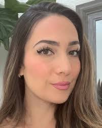 Heather Gumm's Instagram, Twitter & Facebook