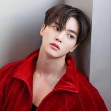 Angie Ambriz's Instagram, Twitter & Facebook