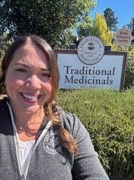 Alayna Thompson's Instagram, Twitter & Facebook