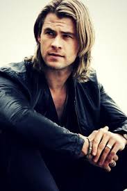Chris Hemsworth Long Hair Men With Long Hair Chris Hemsworth Men S Long Hairstyles Long Hair Styles Men Long Hair Styles