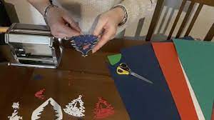 I wind chimes o più comunemente conosciuti come sonagli al vento. Come Usare Una Fustella Con La Macchinetta X La Pasta Youtube