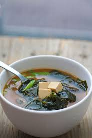 Vegan Miso Soup Easy Step By Step Recipe Gourmandelle Recipe Vegan Miso Soup Miso Soup Miso Soup Recipe