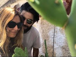 Oggi la giornalista vive a milano insieme a suo figlio, leon pappalardo, e al suo compagno, lorenzo biagiarelli. Continua L Estate Molisana Di Selvaggia Lucarelli Oggi A Campobasso Roccavivara E Larino Isnews It