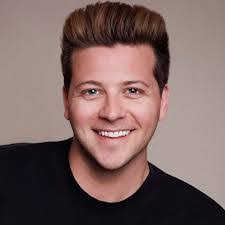 Rebekah Frederick's Instagram, Twitter & Facebook