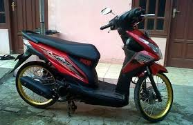 Warna warna baru seperti jackal green atau hijau tosca dengan bordeaux red mate atau merah doff membuat brosist jadi memiliki banyak referensi warna untuk dipilih. 2019 Modifikasi Motor Beat Paling Keren Terbaru Di Indonesia