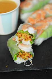 Rouleaux De Printemps Aux Crevettes Sauce Aux Arachides Rouleau De Printemps Crevette Recettes De Cuisine Rouleau De Printemps