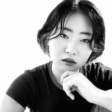 ファーストシングル” Whoever You Are” が配信リリースされました！ 「ぜひみんなに聴いてほしい。 私の名刺代わりの曲です。」  プロフィール欄のリンクから飛べます。もしくは各種音楽配信サイトで私の名前と曲名を検索してみてください〜！ いい曲だと思ったら、私の ...