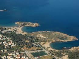 Οι κανόνες των αγίων αποστόλων, είναι 85 διατάξεις, επικυρωμένες πλέον ως ιεροί κανόνες, που όπως αναφέρει ο β΄ κανόνας της πενθέκτης οικουμενικής συνόδου, έχουν παραδοθεί στην εκκλησία επ' ονόματι των αγίων και ενδόξων αποστόλων. Topo8esia Agii Apostoli